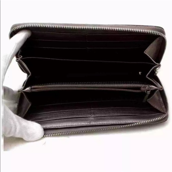 Gucci Zippy Wallet - Picture 5 of 11